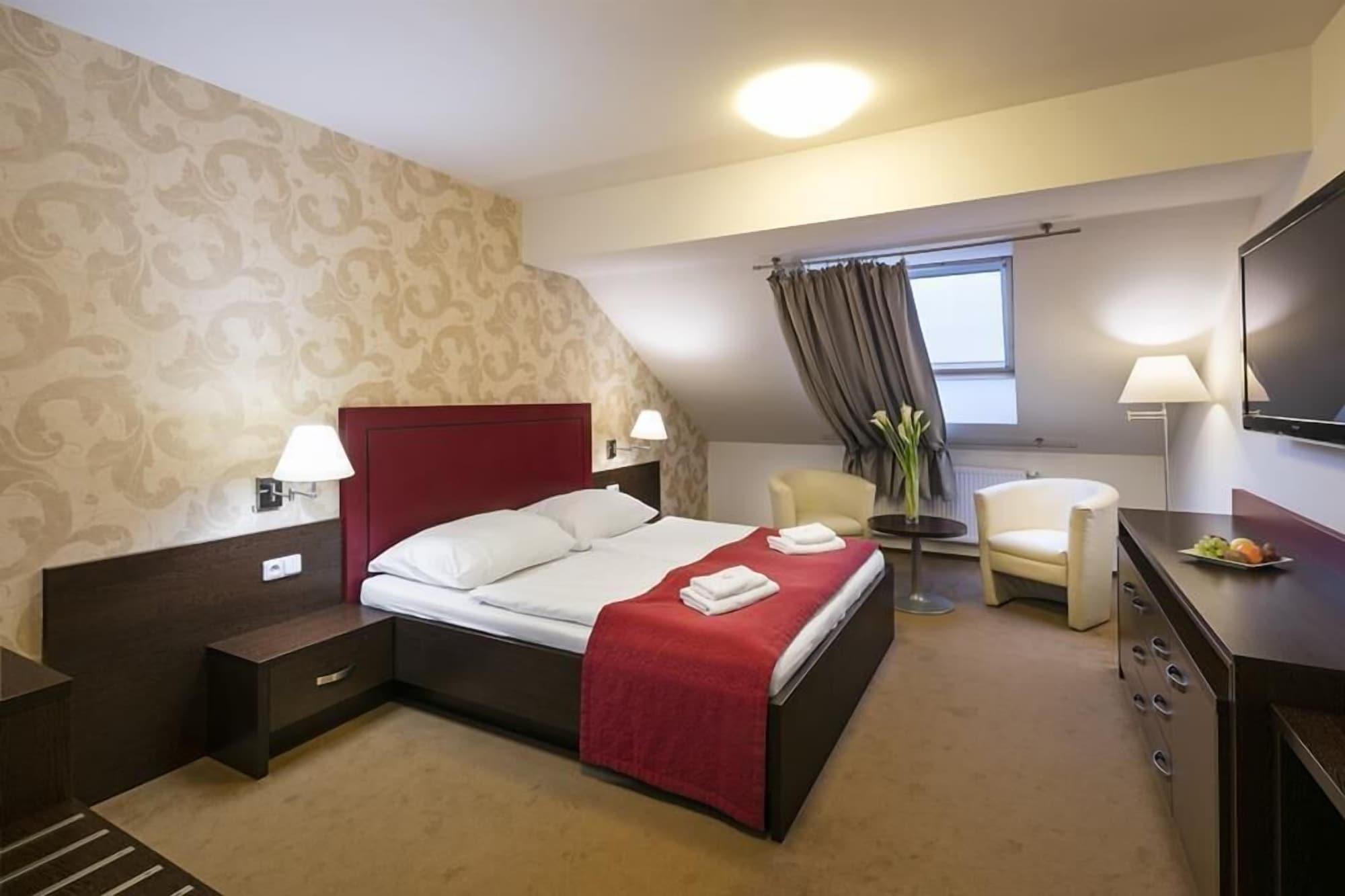 Wine Wellness Hotel Amande Hustopecze Zewnętrze zdjęcie