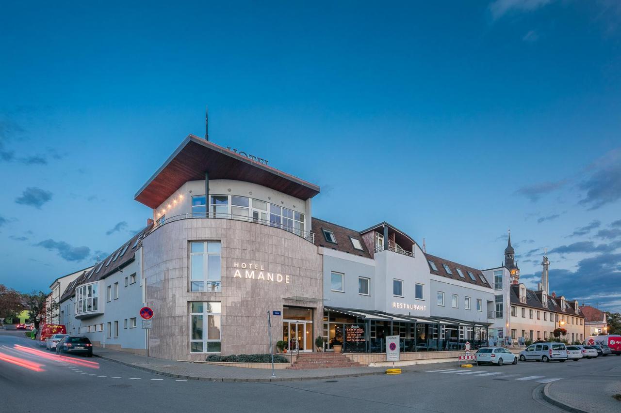 Wine Wellness Hotel Amande Hustopecze Zewnętrze zdjęcie